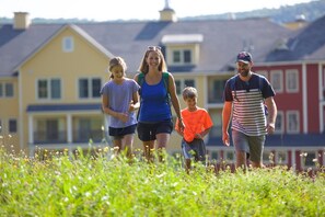 คอนโด, 2 ห้องนอน | บริเวณภายนอก