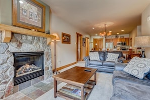Condo, 2 Bedrooms | Living room | Flat-screen TV - Premier Red Hawk Lodge 2 Br~walk To Slopes~kids Ski Free 2 Bedroom Condo by RedAwning (Keystone)