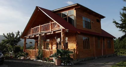 Stunning Cabin w/360º view of Guatemala Highlands