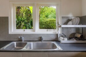 Junior Room | Private kitchen - Taman Indrakila (Ubud)