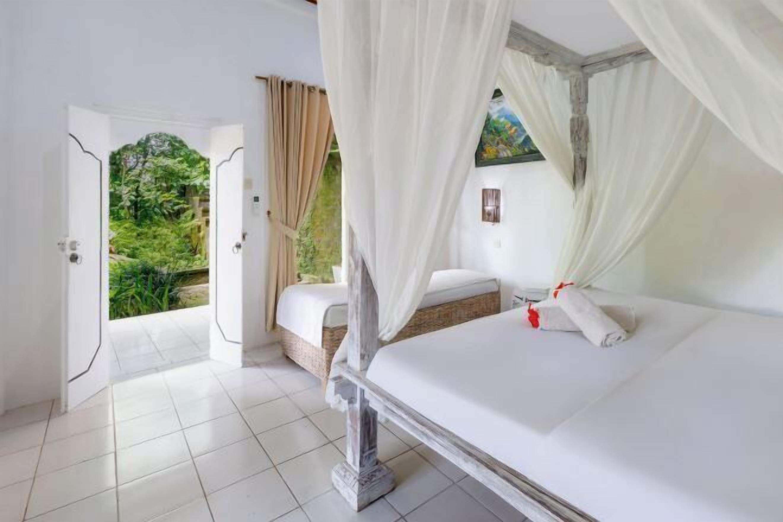 Escritorio y wifi gratis