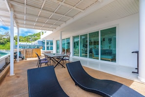 Sun deck