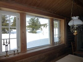 小屋 (Storhytta) | 起居区 | 平板电视