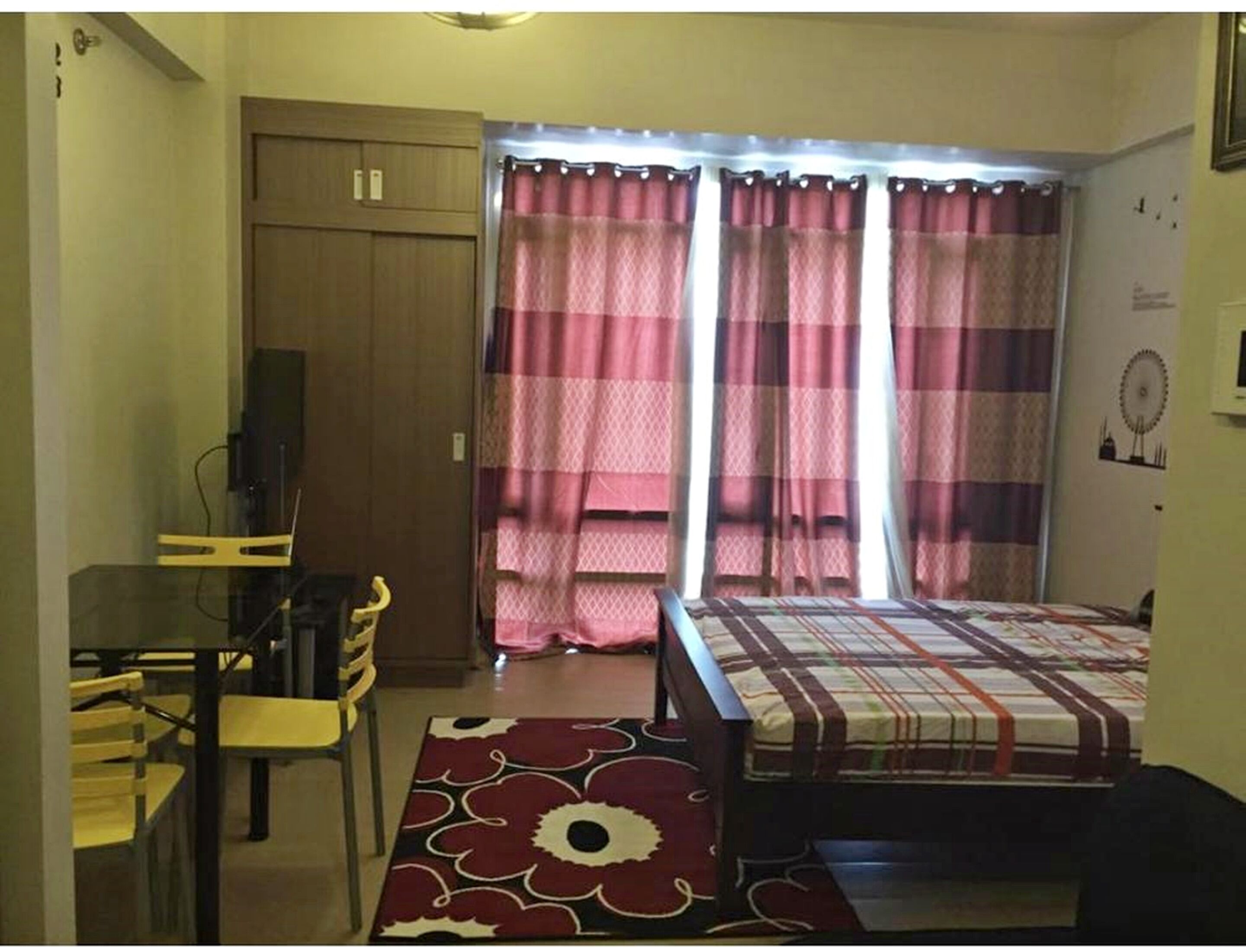 مكواة/لوح كي وواي فاي مجانًا