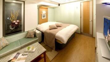 Individually decorated, free WiFi, bed sheets