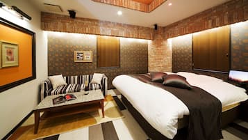 Individually decorated, free WiFi, bed sheets