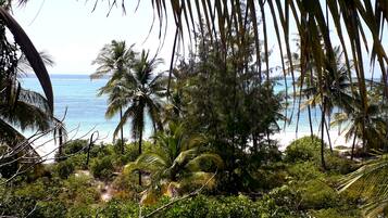 Room, Garden View (King) | Beach/ocean view