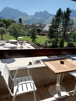 Seasonal outdoor pool, sun loungers