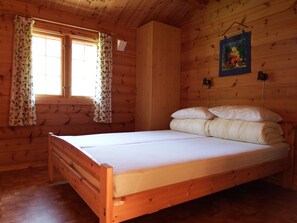 Chambres insonorisées, Wi-Fi gratuit, draps fournis