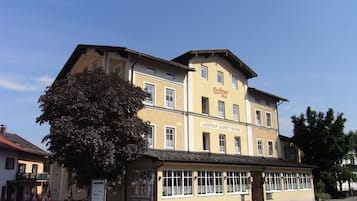 Bagian depan properti