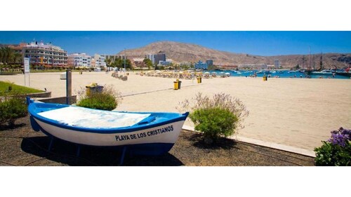 Cheap and Clean, Pool, Beach, WiFi, Quite, Tenerife