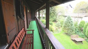 Apartemen, 2 kamar tidur, balkon (Michael) | Balkon