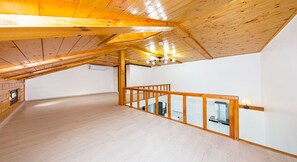 Family Condo (303) | 1 bedroom, free WiFi