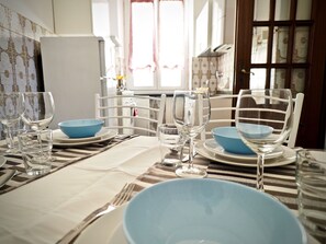 Apartment, 2 Bedrooms | In-room dining - Panoramica Centrale Casa Rivoli (Genoa)