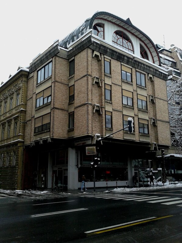 Fachada de la propiedad