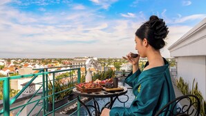 Ảnh chưa phân loại, 4 trong số 131 ảnh, nút
