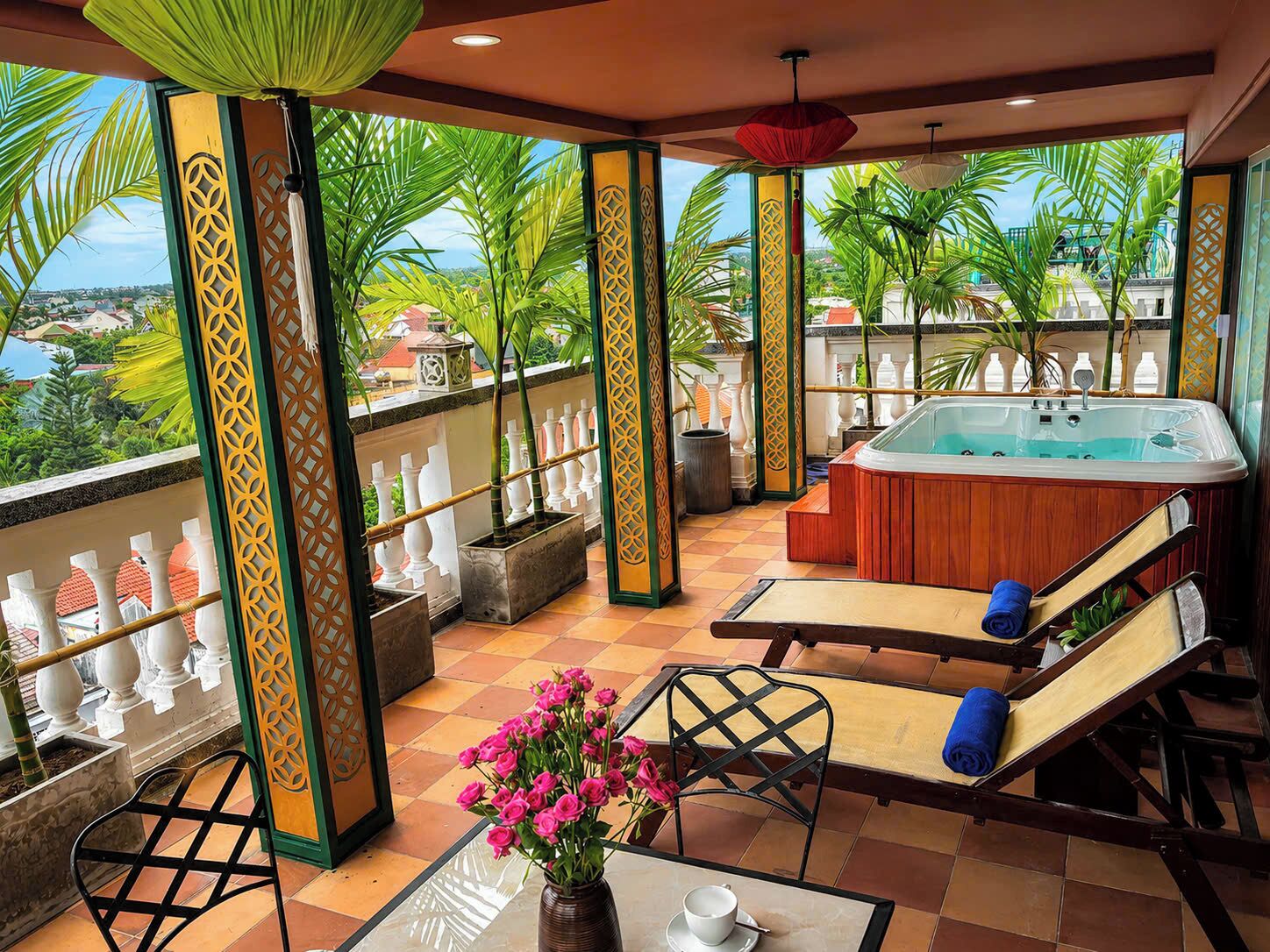 Signature Suite Connecting Room | Premium bedding, memory-foam beds, minibar, in-room safe