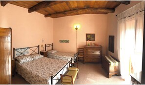 2 Schlafzimmer, Bügeleisen/Bügelbrett, kostenloses WLAN, Bettwäsche