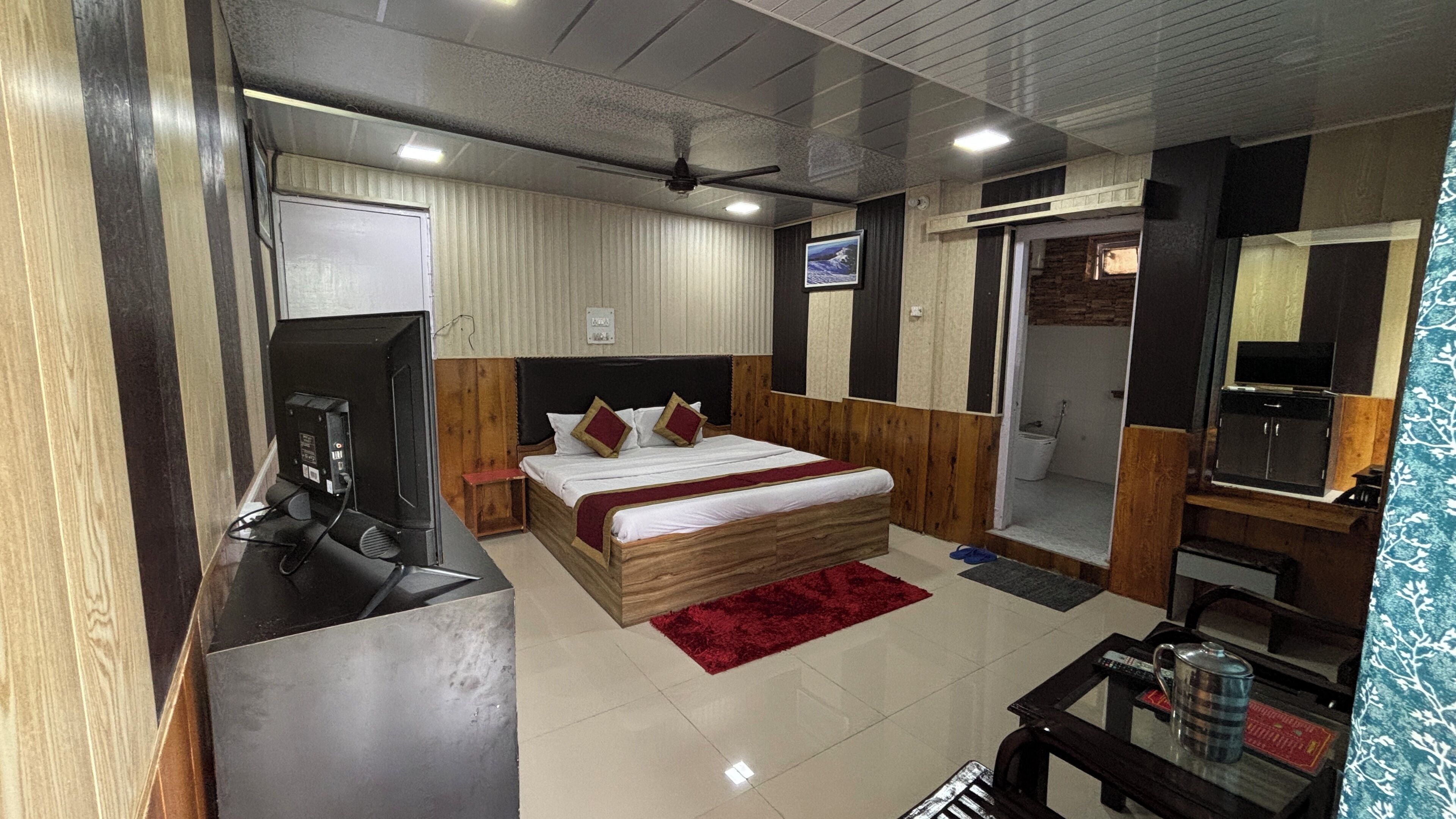 Standard Room | Free WiFi