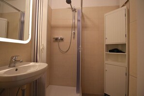Bathroom - Berglust (Garmisch-Partenkirchen)