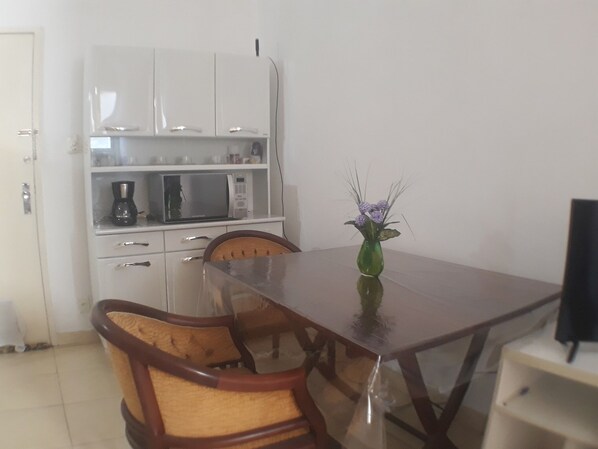 Apartment (1 Bedroom) | Private kitchen
