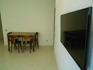 Apartment (2 Bedrooms) | Living room - Gohouse - Torre 103 B (Rio de Janeiro)