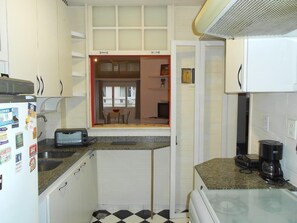 Departamento (2 Bedrooms) | Cocina privada