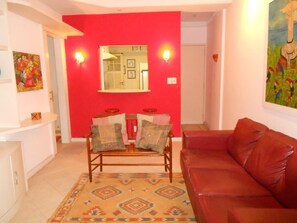 Apartamento (2 Bedrooms) | Sala de estar