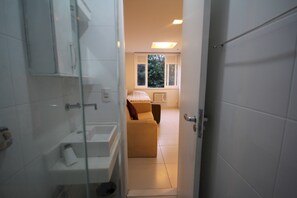 Appartement (1 Bedroom) | Badkamer