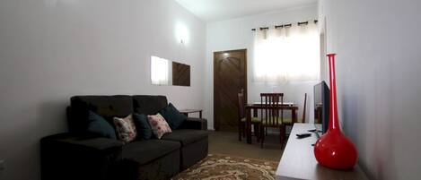 Apartment (1 Bedroom) | Living room