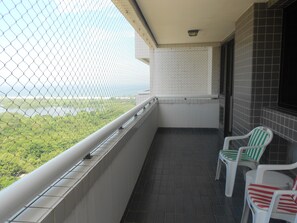 Apartment (3 Bedrooms) | Balcony - Gohouse - Itauna 1905 (Rio de Janeiro)