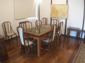 Appartement (3 Bedrooms) | Cuisine privée