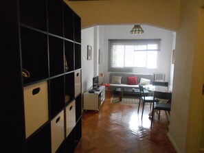 Appartement (1 Bedroom) | Woonkamer