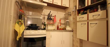 Apartment (1 Bedroom) | Private kitchen