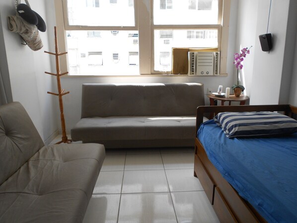 Διαμέρισμα (1 Bedroom) | Κλινοσκεπάσματα 