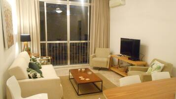 Apartamento (2 Bedrooms) | Sala de estar