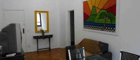 Apartemen (2 Bedrooms) | Ruang keluarga