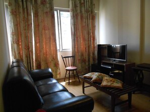 Apartment (2 Bedrooms) | Living room - Gohouse - Siqueira 703 (Rio de Janeiro)
