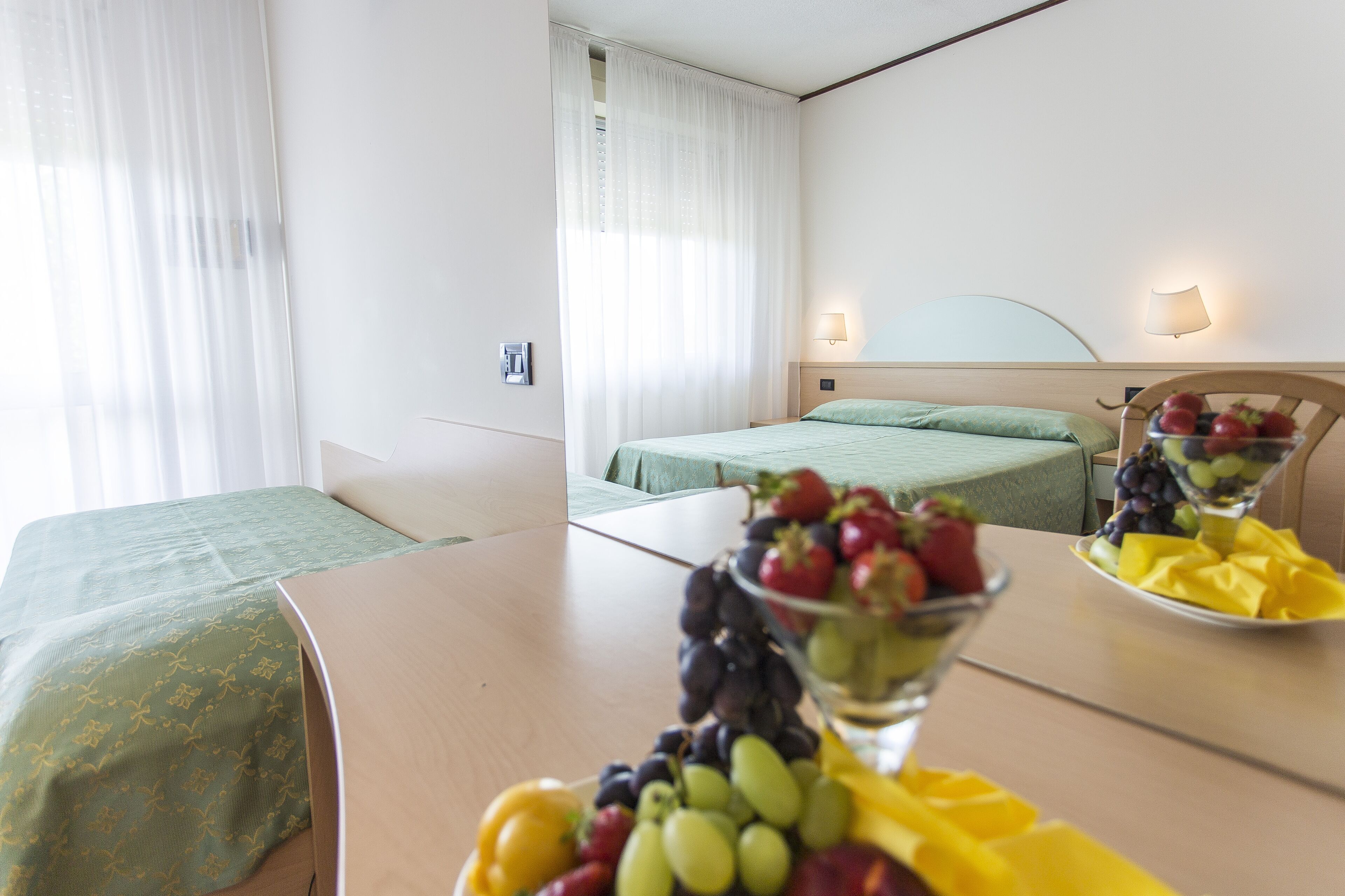 standard quadruple room | 1 bedroom, in-room safe, desk, free cots/infant beds