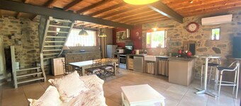 CAN MASSOT - GITE WITH SWIMMING POOL FOR 6 PEOPLE