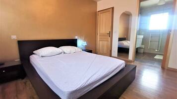 3 chambres, Wi-Fi gratuit