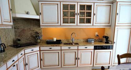 Belle villa traditionnelle trÚs confortable avec piscine privée pour 6 personnes