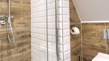Free toiletries, towels