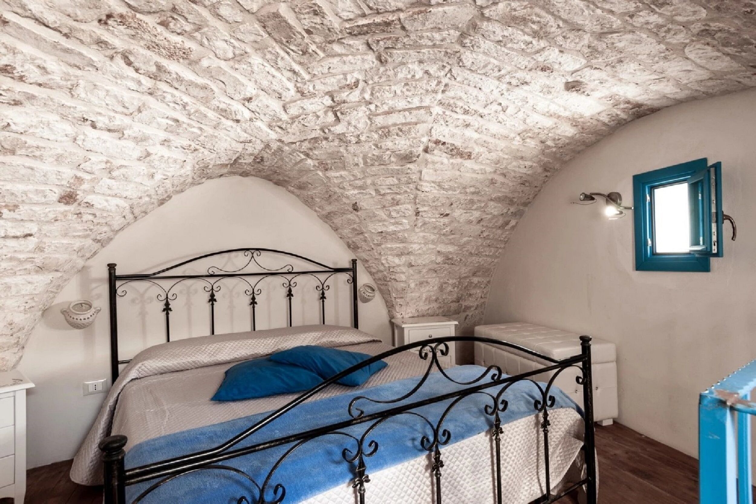 1 habitación y ropa de cama 