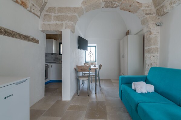 Studio, Non Smoking | Living area | Flat-screen TV - Casina Nina (Ostuni)
