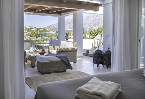 Penthouse First Line Golf - Marbella