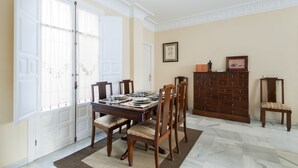 Unclassified image, 2 of 15, button - Confortable Apartment With 2 Bedrooms in Excellent Location. San Isidoro (Seville)