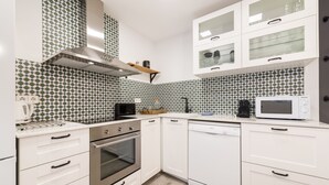 Apartment, 3 Bedrooms | Private kitchen - 3 Bd Apartment Perfect Location in Plaza de Chueca (Madrid)