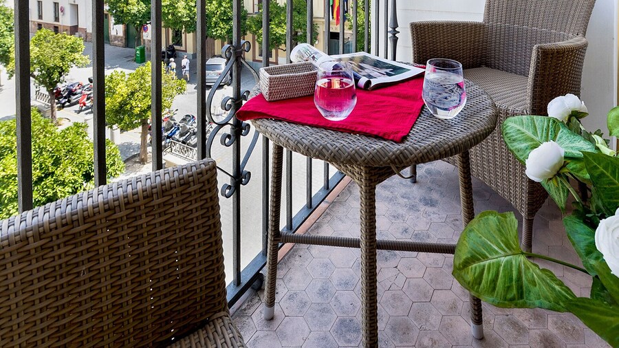 Genteel Home ContrataciĂłn