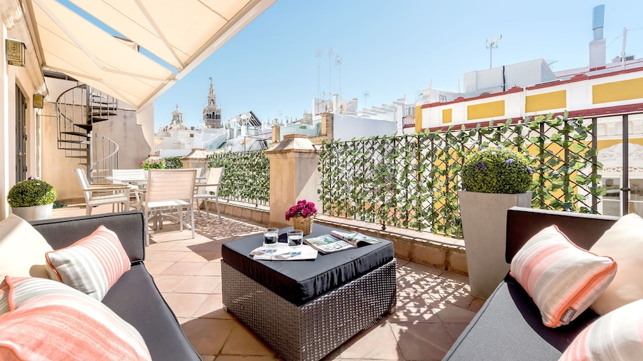 Genteel Home Vinuesa Terrace